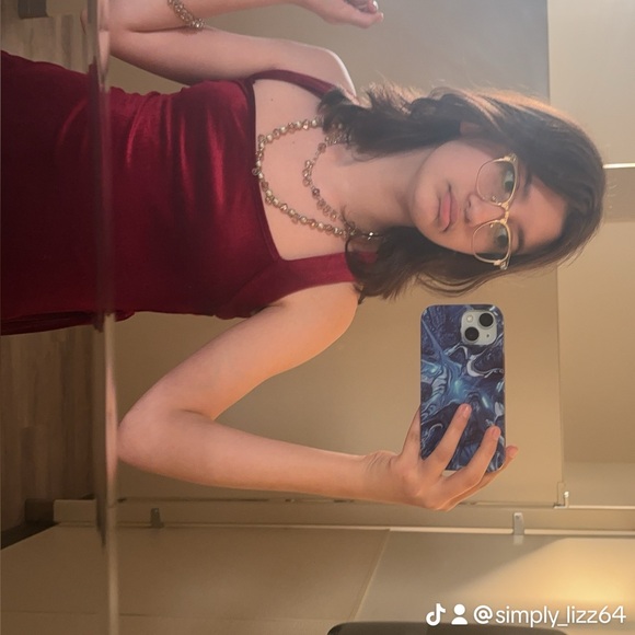 Meet your Posher, Jolene - Picture 4 of 5